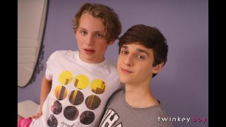 TwinkeyBoy - Tom Fucked By Hard Uncut Cock