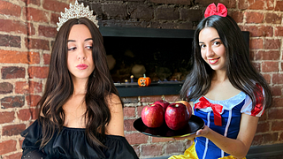 Snow White Has Sex With a Gnome in Secret from the Queen on Halloween porn video thumbnail