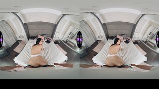 Jasmine Jayne gives dude a blowjob  TmwVRnet